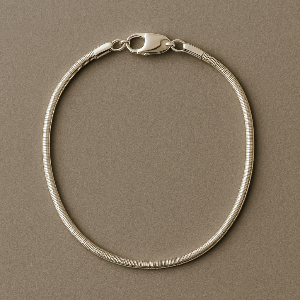 Silver Snake Bracelet – Minimalist Polished Design